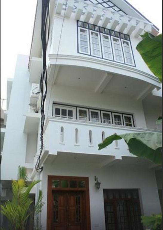 城堡简易别墅酒店 Kochi 外观 照片